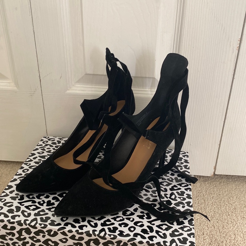 Black Wrap Up Stilletos